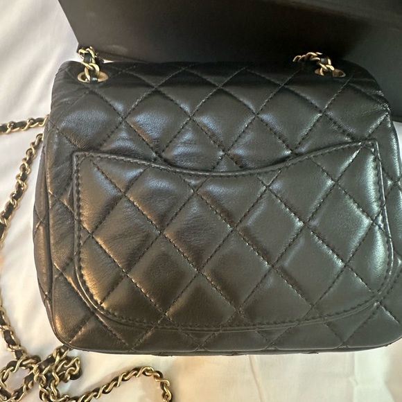 Authentic mini square pearl crush flap bag - Picture 10 of 10